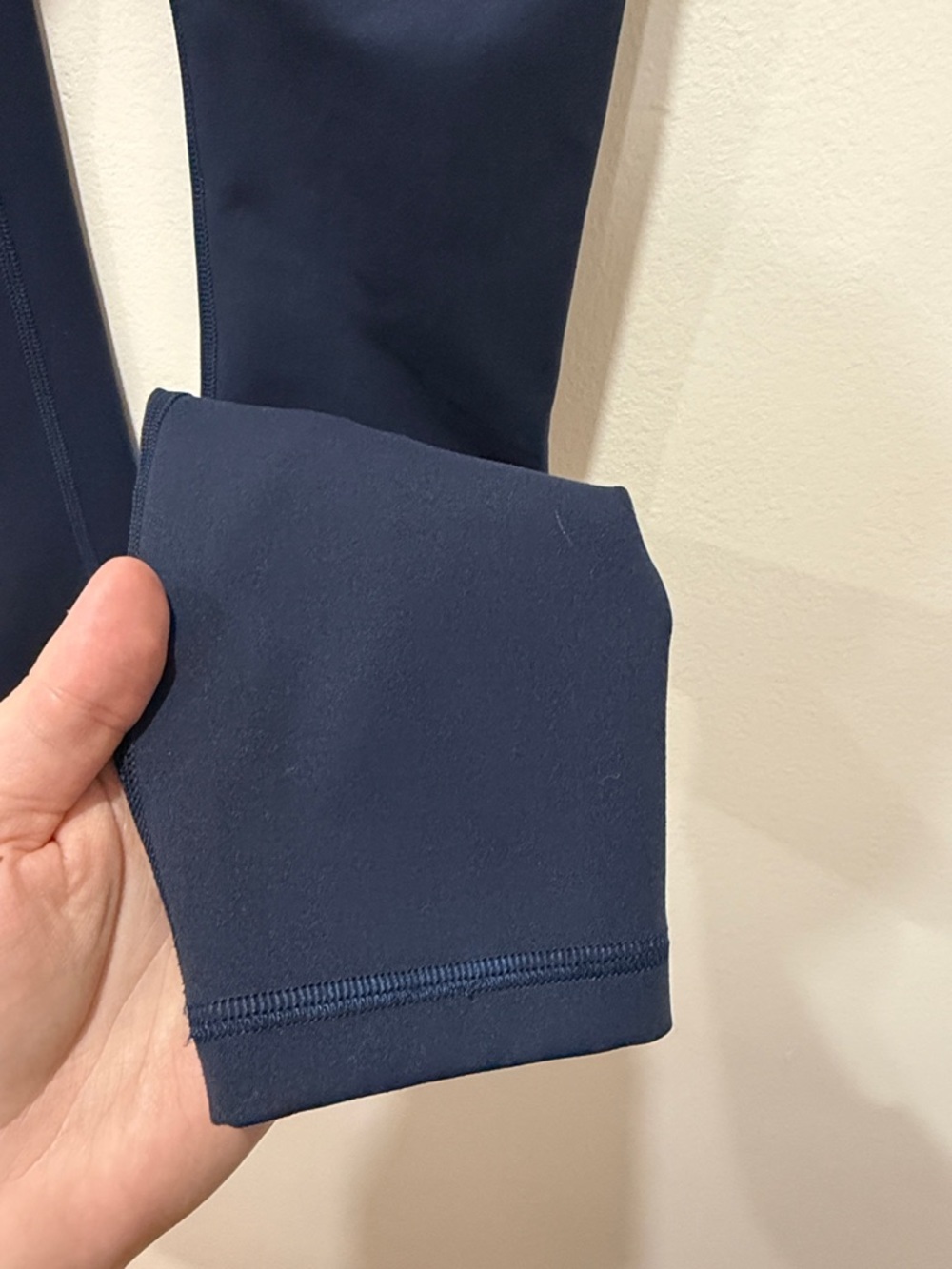 NWOT Lululemon Invigorate High-Rise Tight 25" in True Navy - Picture 10 of 10